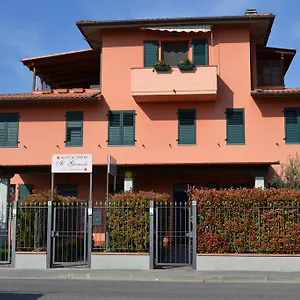 Affittacamere Il Girasole , Campi Bisenzio Italia