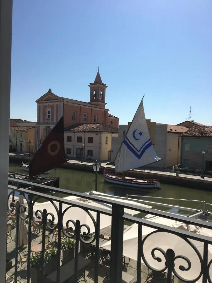Casadodici Bed & Breakfast Cesenatico 3*,