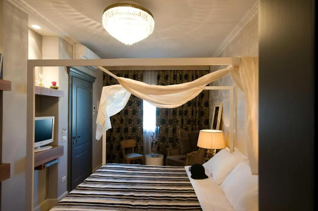 Casadodici Bed & Breakfast Cesenatico 3*,  Italy